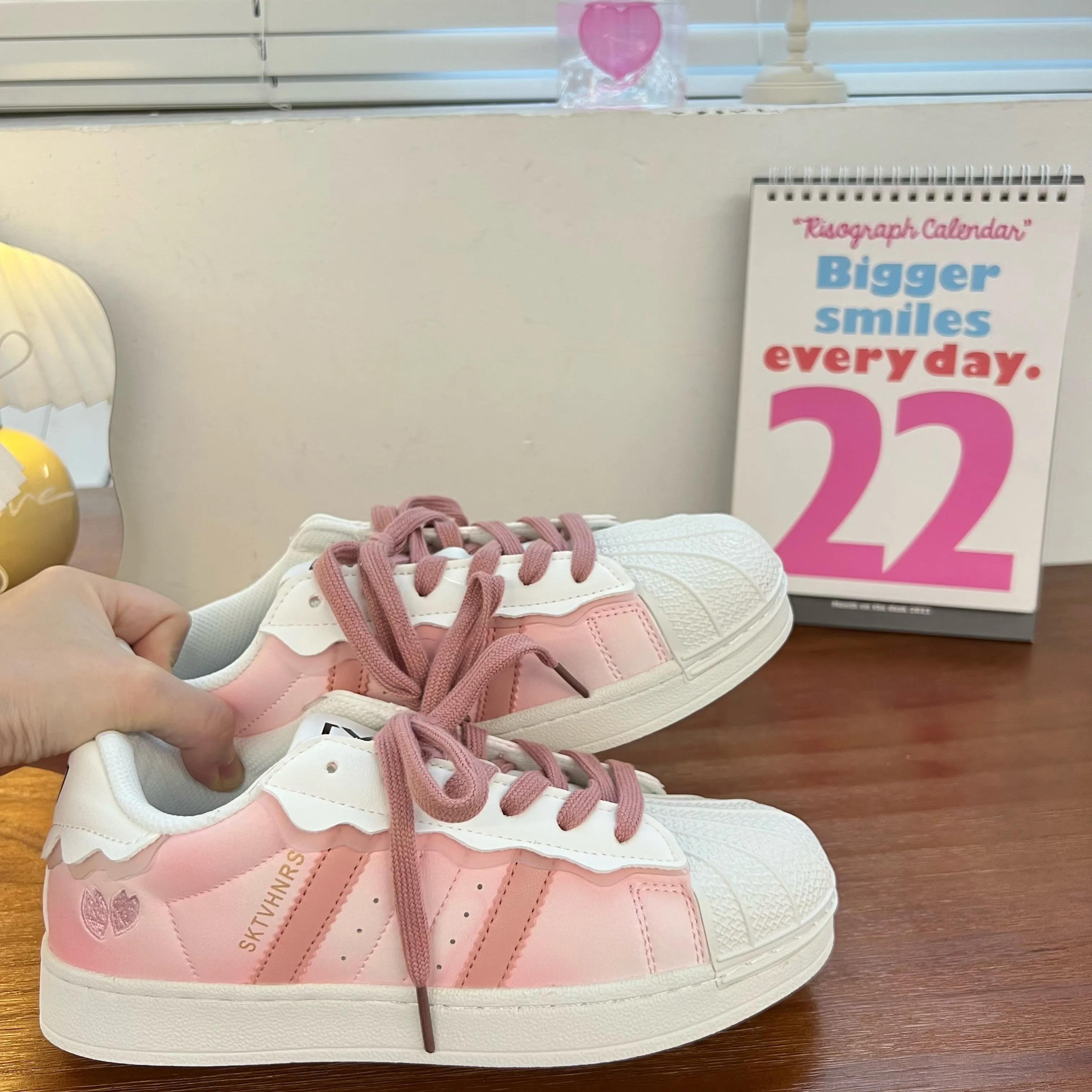 chic pink sneakers  PL52522