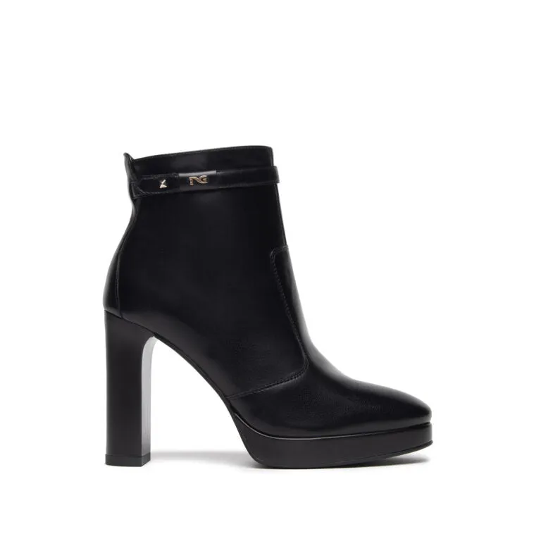 NEROGIARDINI WOMEN ANKLE BOOTS IN BLACK