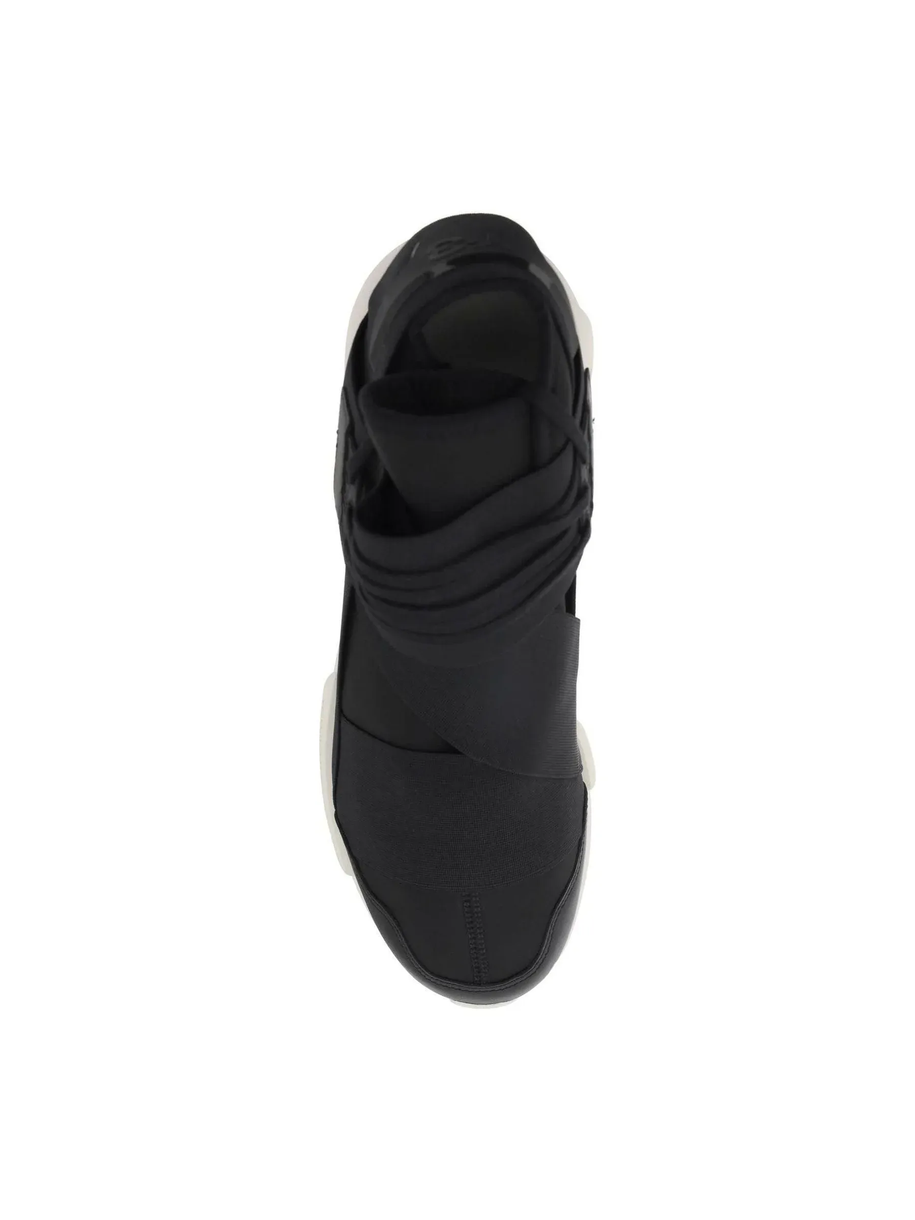 Qasa Slip-On Sneakers