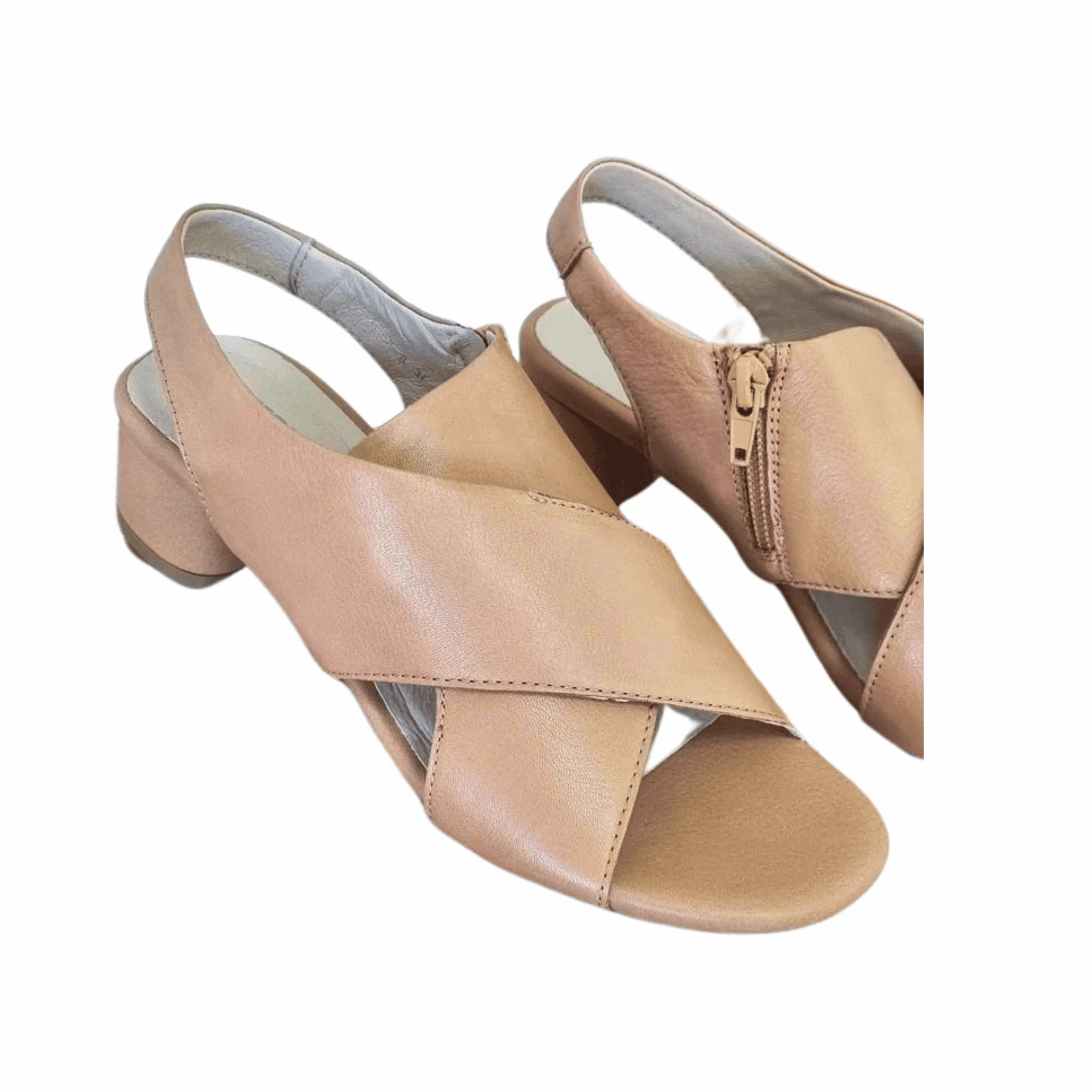 Stegman Pass Camel Heel