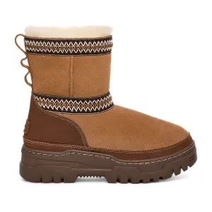 Ugg Women's Classic Mini Trailgazer in Chestnut