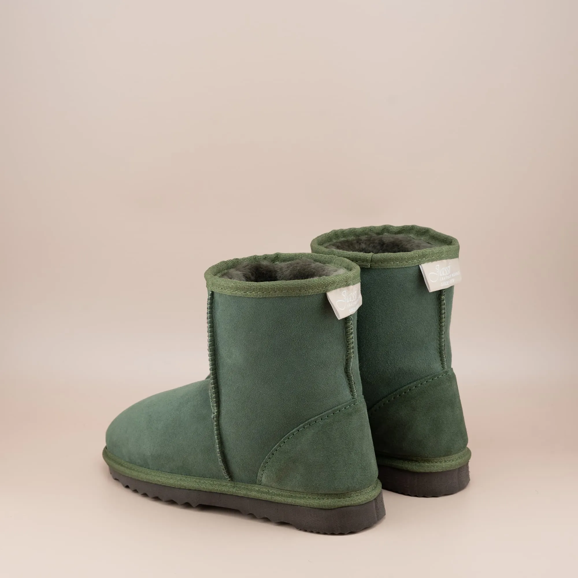 Women's Short Suede Ugg Boot