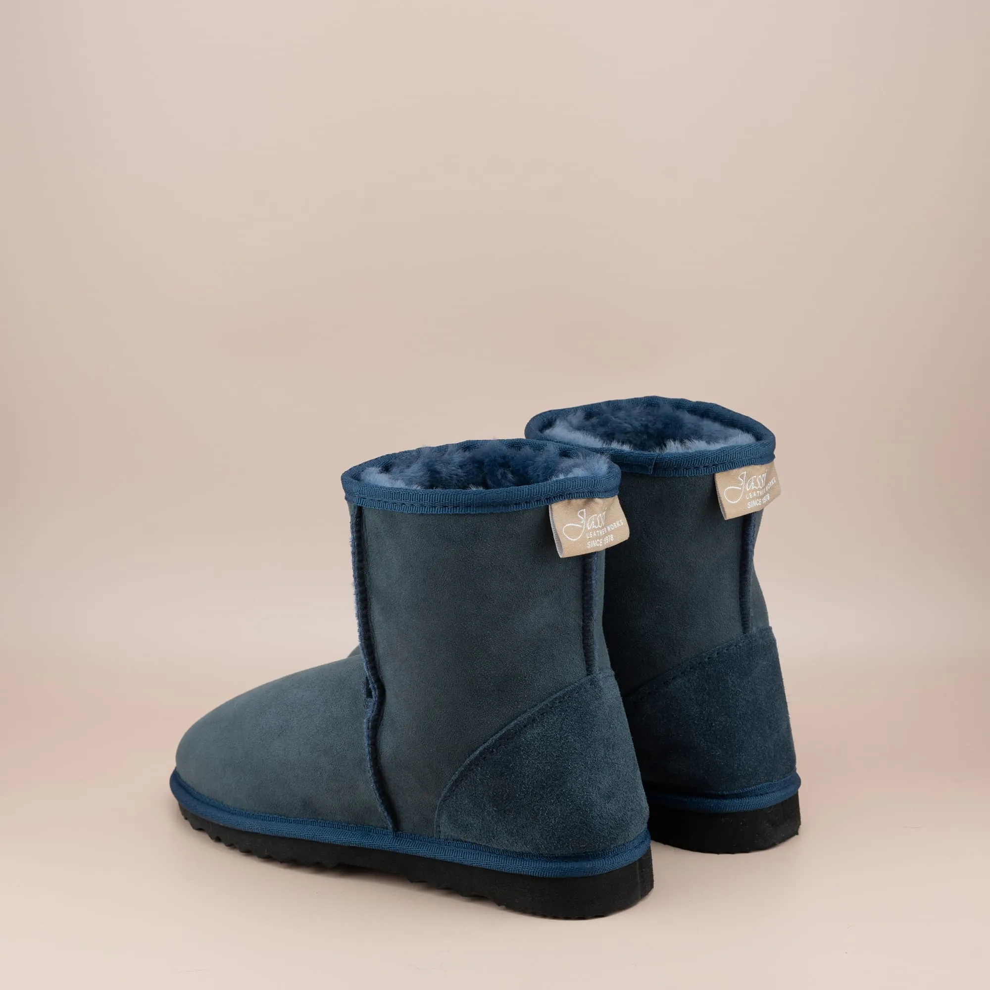 Women's Short Suede Ugg Boot